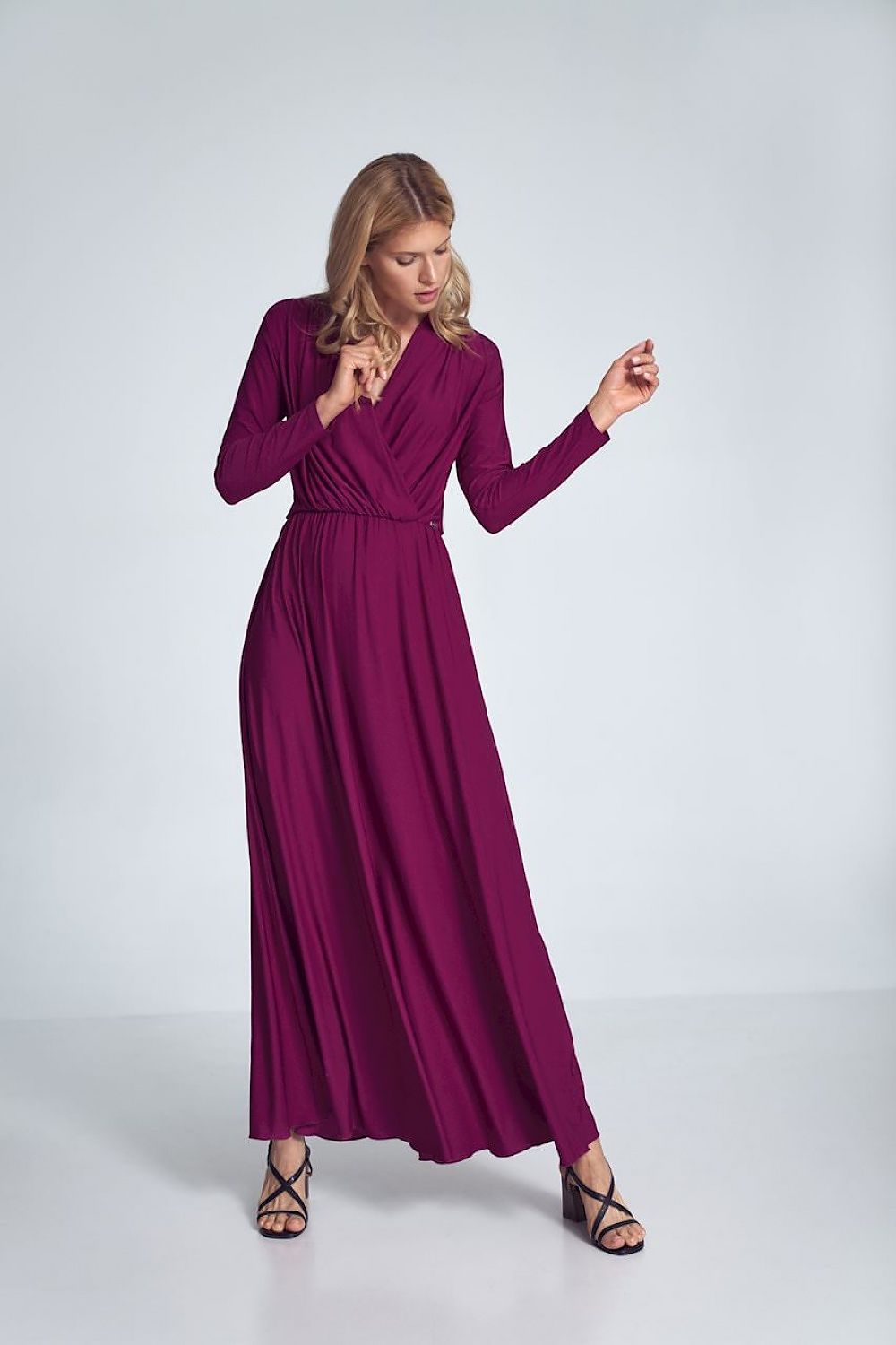 Maxi jurk met halslijn, A-lijn maxi met mouwen, lange jurkjes, aansluitende jurken online -sassymania.nl