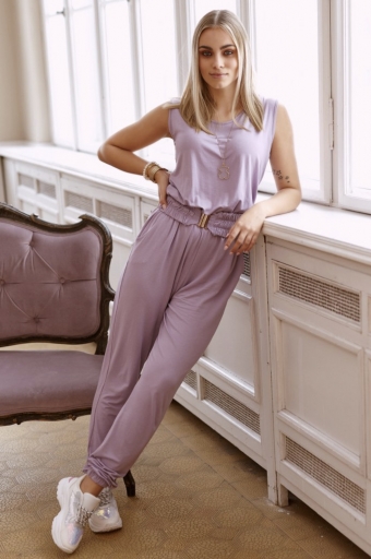 Mouwloze jumpsuit met geplooide riem lilac